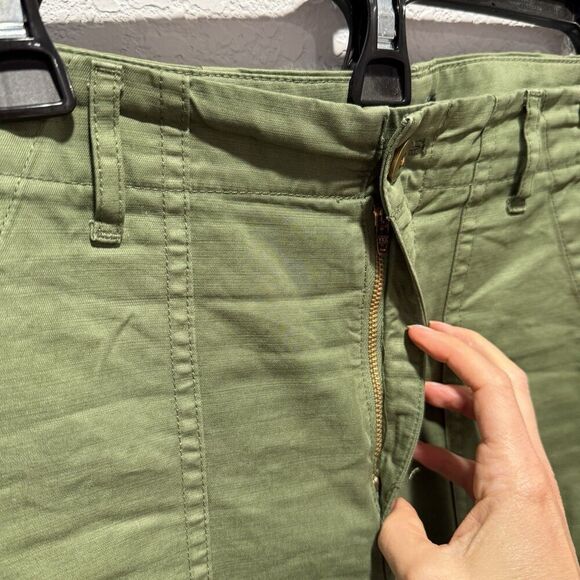 J. Crew Relaxed Fit Tapered Cargo Pants Women’s 26 Army Green Utility Cotton - Picture 4 of 8